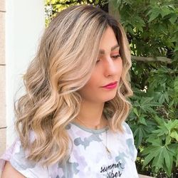 سالن زیبایی الماس